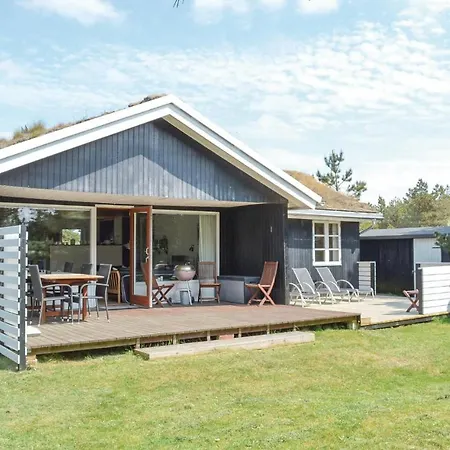 3 Bedroom Cozy In Romo Holiday home *