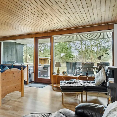 3 Bedroom Cozy In Romo Bolilmark