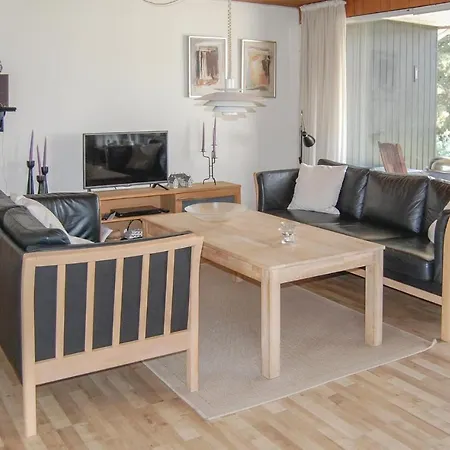 3 Bedroom Cozy In Romo Holiday home *
